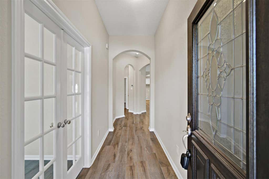 Photo of 187 Buckeye Drive, Montgomery, TX 77316 (MLS # 30353021)