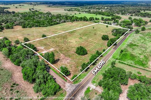 Photo of 8753 County Road 324, Caldwell, TX 77836 (MLS # 58720433) Photo of 8753 County Road 324, Caldwell, TX 77836 (MLS # 58720433)