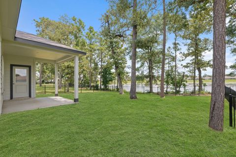 Photo of 469 Shoreview Drive, Conroe, TX 77303 (MLS # 64890951) Photo of 469 Shoreview Drive, Conroe, TX 77303 (MLS # 64890951)