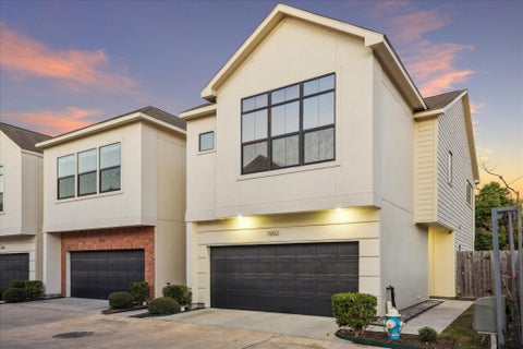 Photo of 3902 Tulane Oak Drive, Houston, TX 77018 (MLS # 60737970)