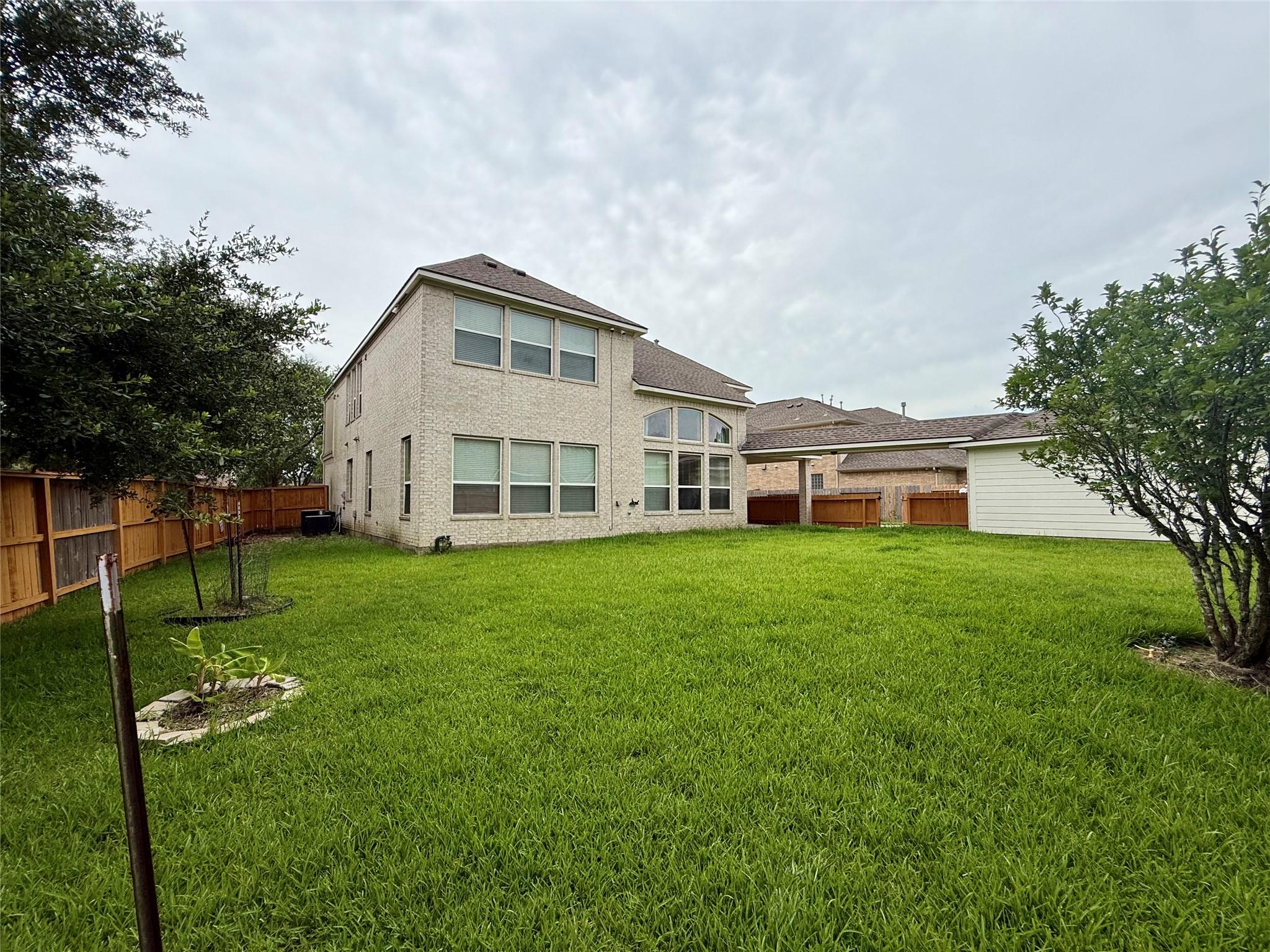 12501 Peppercreek Ln