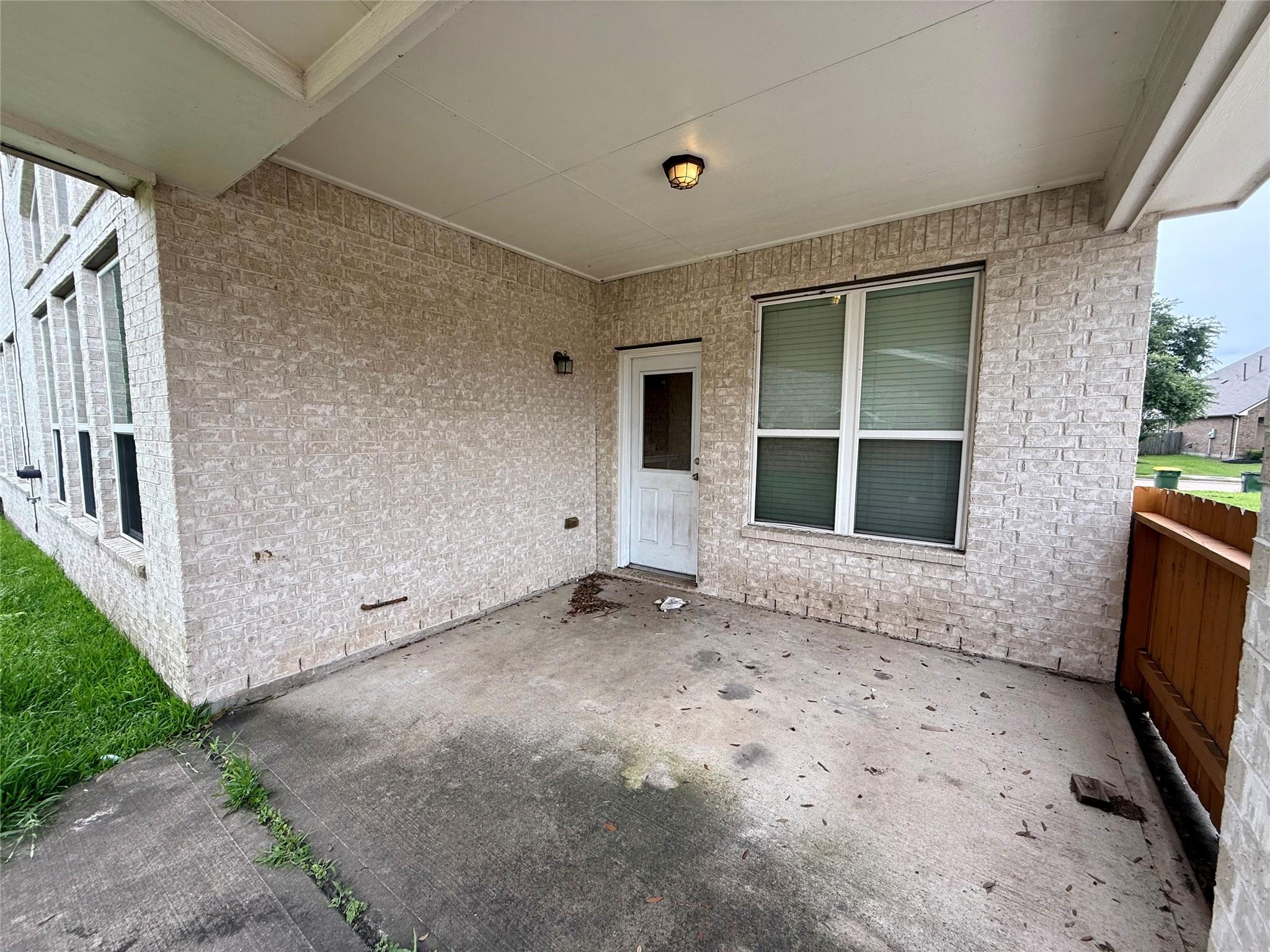 12501 Peppercreek Ln