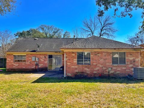 Photo of 13442 Bridgewalk Lane, Houston, TX 77041 (MLS # 65267359)