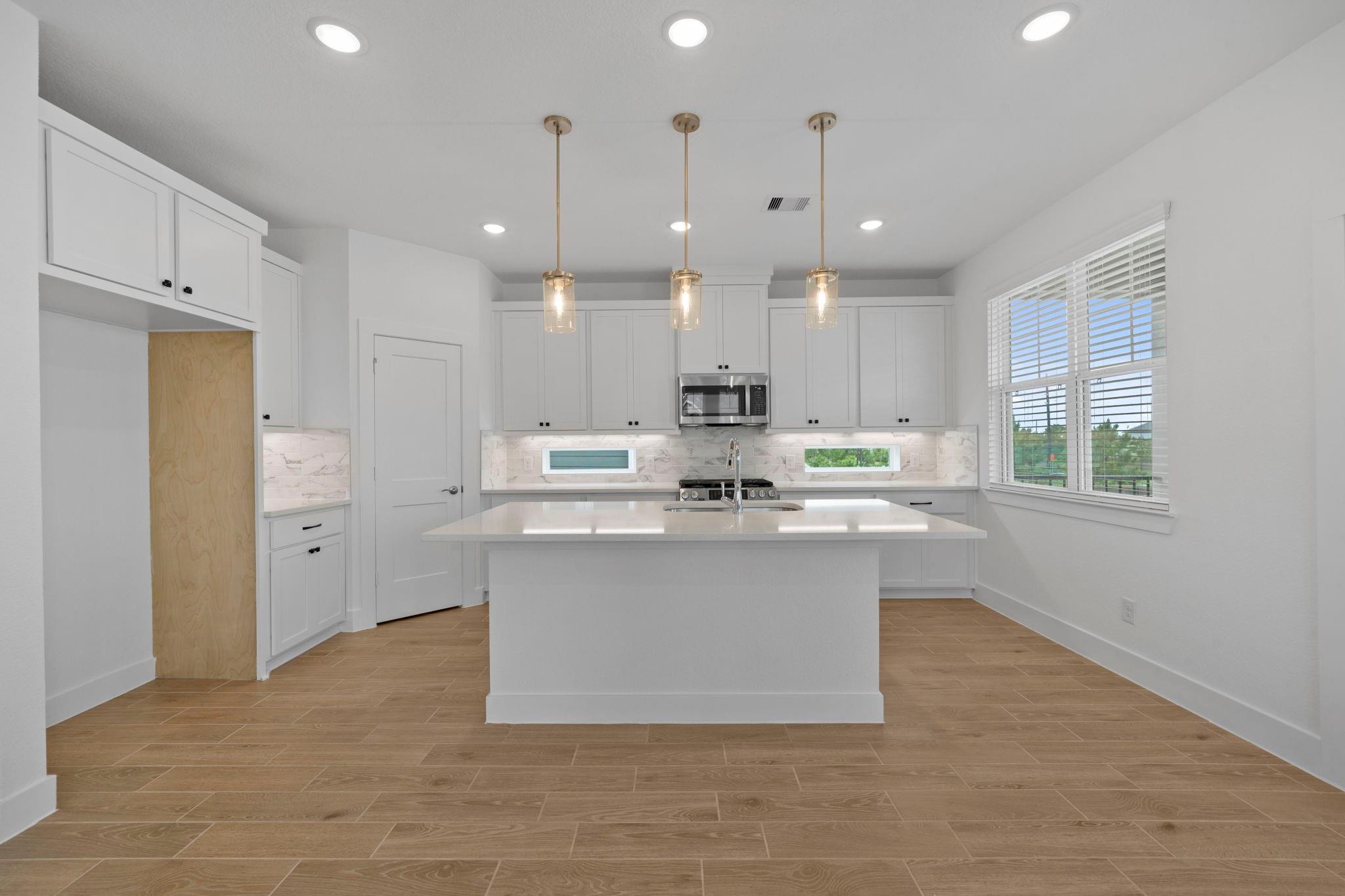 7606 Meadow Mouse Lane