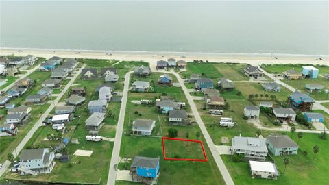 Photo of 890 Gregory Lane, Crystal Beach, TX 77650 (MLS # 8928955)