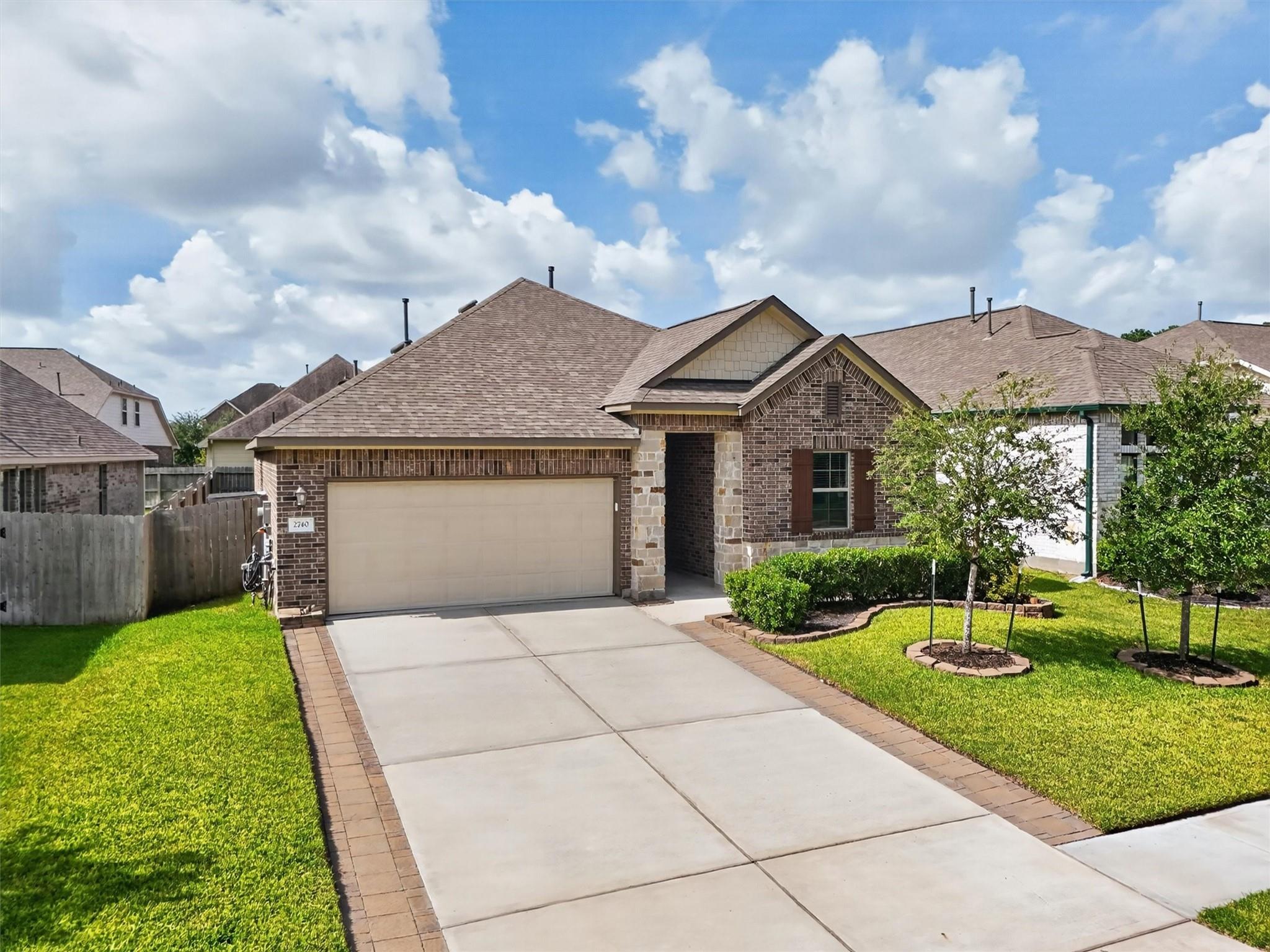 2740 Hidden Hollow Lane