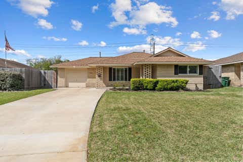 Photo of 1214 W 31st Street, Houston, TX 77018 (MLS # 38266321)