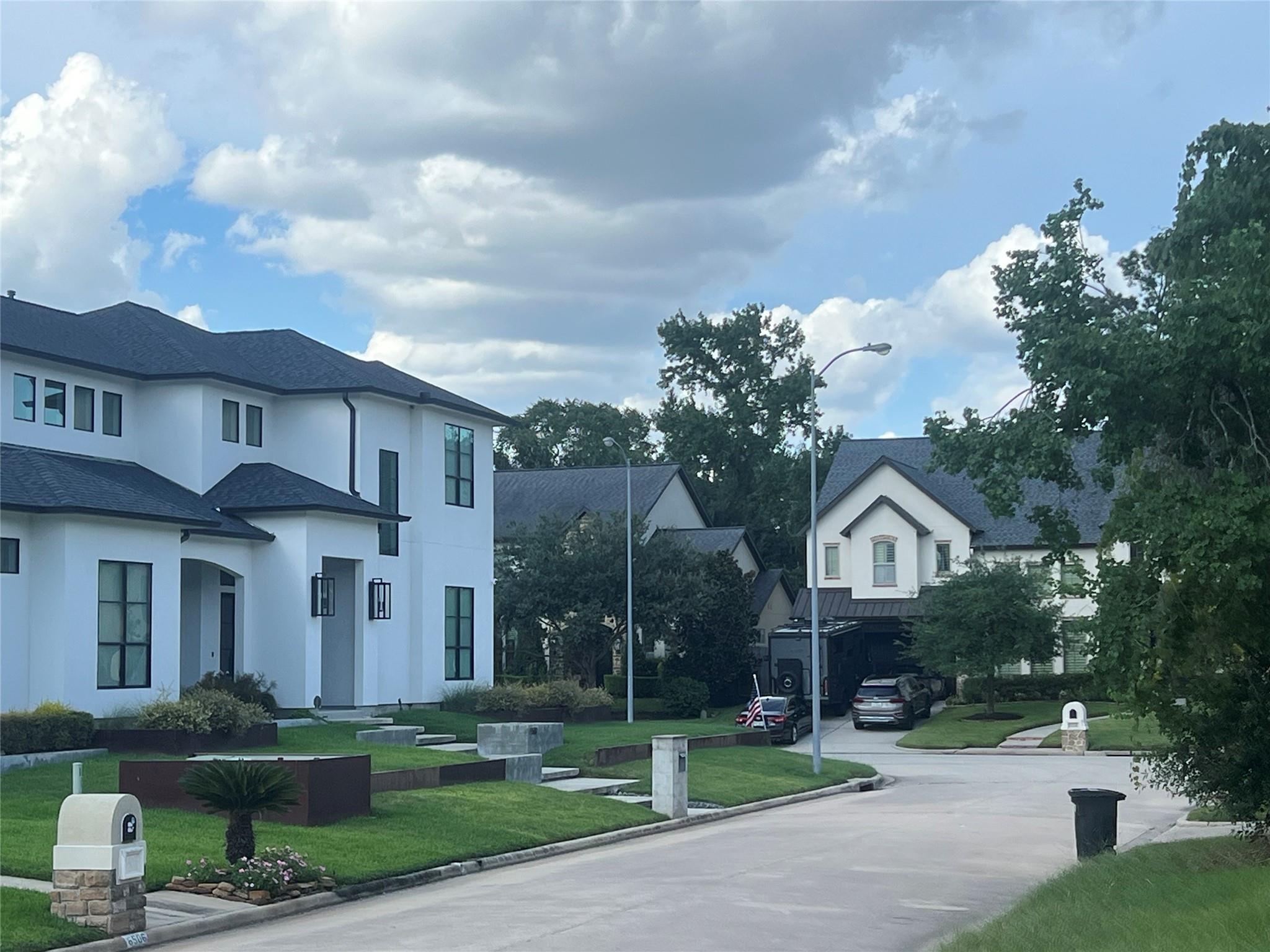 6511 Hoads Deuce Court