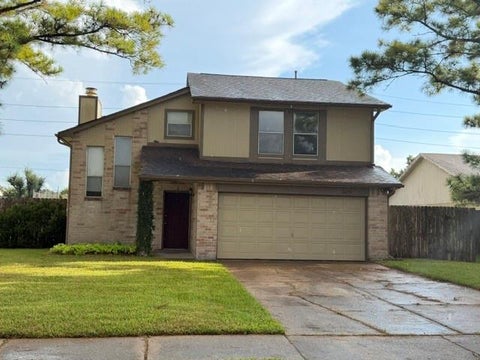 Photo of 16630 Red Gully Drive, Sugar Land, TX 77498 (MLS # 43927943)