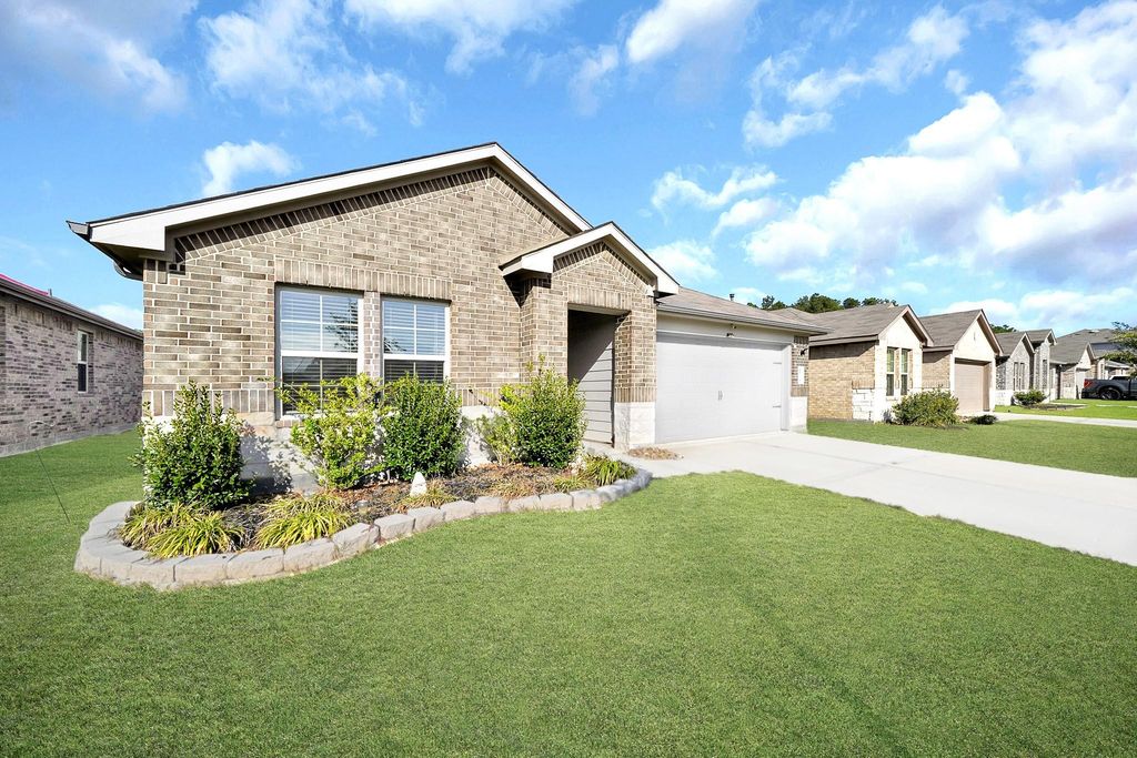Photo of 18271 Woodpecker Trail Trl, Porter, TX 77357 (MLS # 17808811)