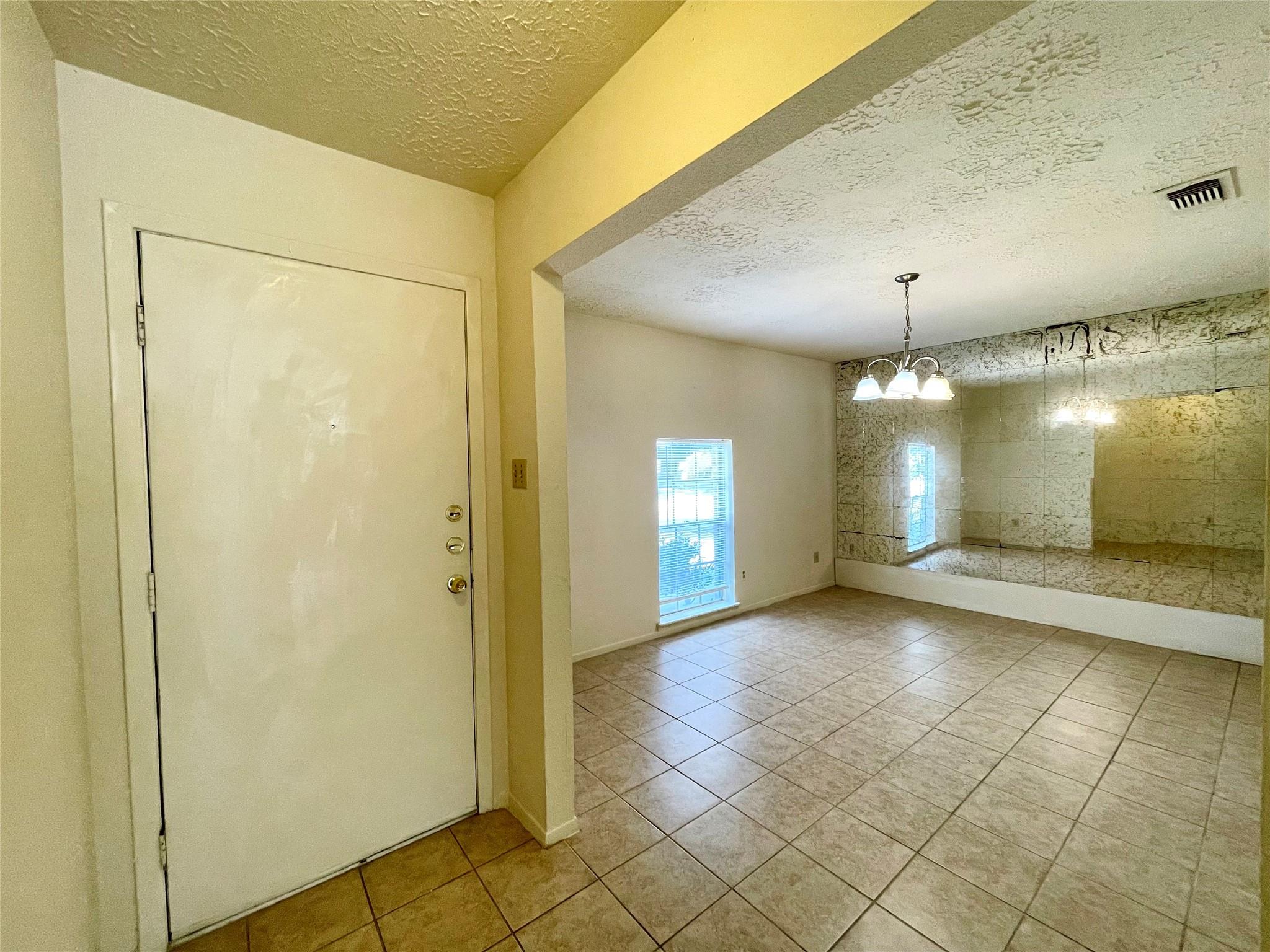 4502 Mossygate Drive