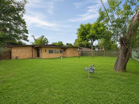 Tiny photo for 2119 Counter Point Drive, Houston, TX 77055 (MLS # 8762216)
