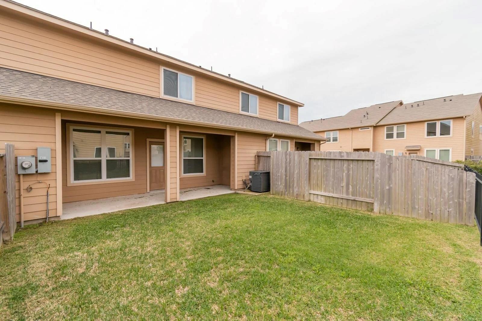 3930 Lexington Grove Court