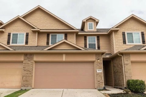 Townhouse For Rent - 3930 Lexington Grove Court<br/> Fort Bend County, Missouri City, TX 77459