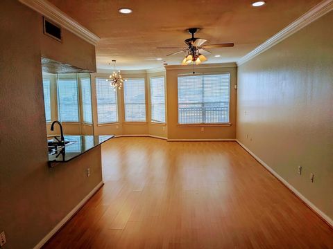 Photo of 7575 Kirby Drive #2416, Houston, TX 77030 (MLS # 36714721)
