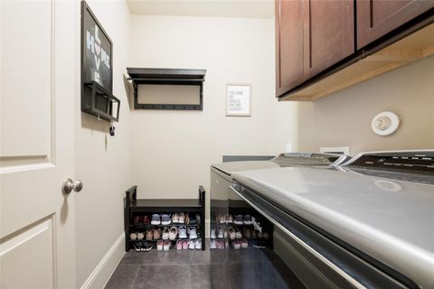 Tiny photo for 769 Waverly Street, Houston, TX 77007 (MLS # 70068245)