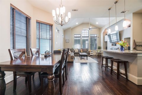 Tiny photo for 769 Waverly Street, Houston, TX 77007 (MLS # 70068245)