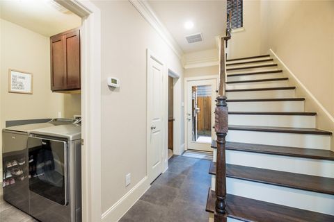 Tiny photo for 769 Waverly Street, Houston, TX 77007 (MLS # 70068245)