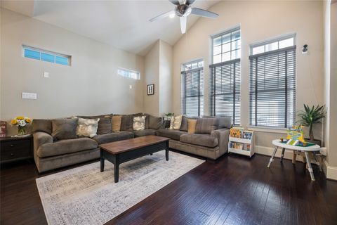 Tiny photo for 769 Waverly Street, Houston, TX 77007 (MLS # 70068245)