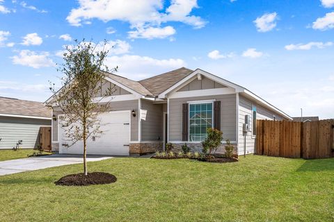 Photo of 333 Fastboy Trail, Waller, TX 77484 (MLS # 29632366)