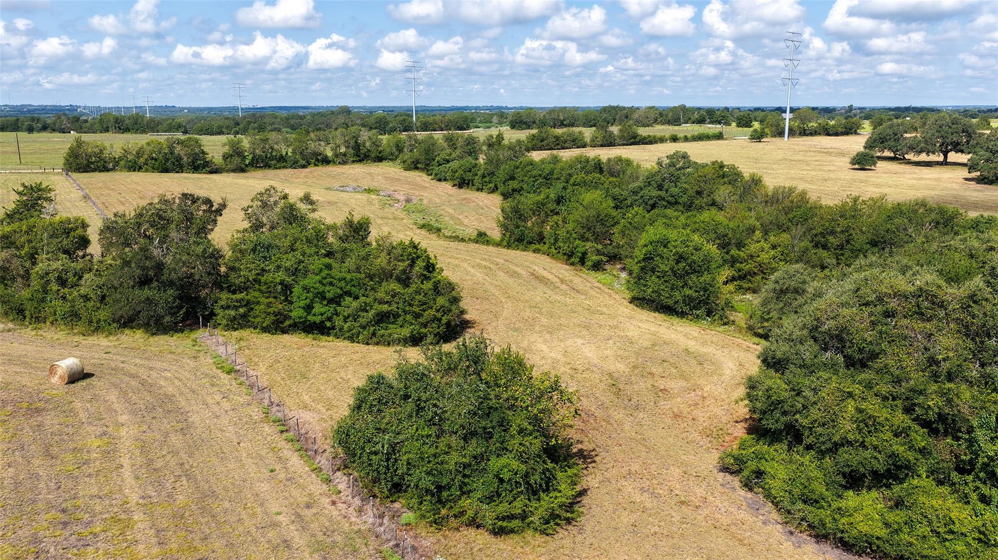 Tract 3 Zetter Road