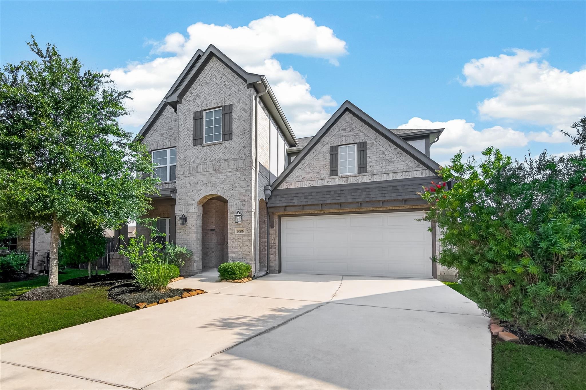 1006 Grey Dusk Court