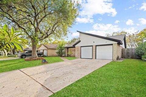 Photo of 3823 Shadow Trail, Houston, TX 77084 (MLS # 94570182)
