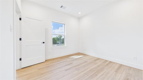 Tiny photo for 4203 Arlington Street, Houston, TX 77018 (MLS # 73610598)