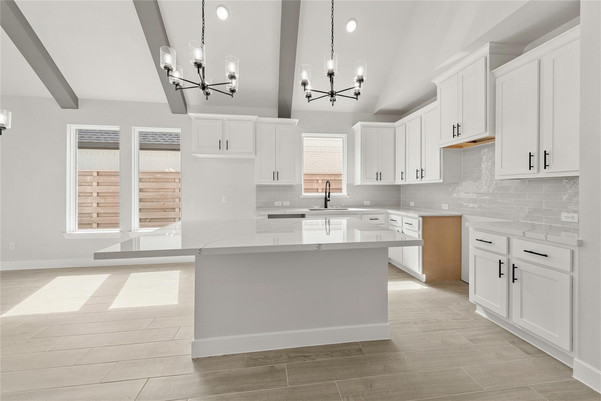 4647 Hydra Lane
