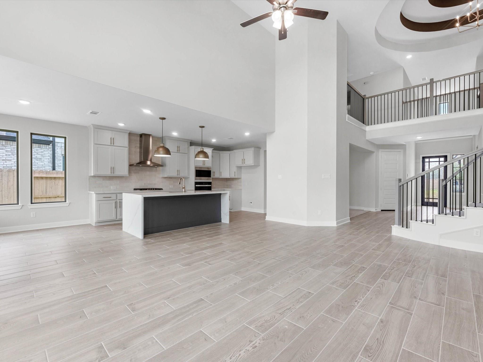 15664 Broadway Bend Drive