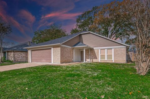Photo of 1010 Valley Ranch Drive, Katy, TX 77450 (MLS # 59531352)