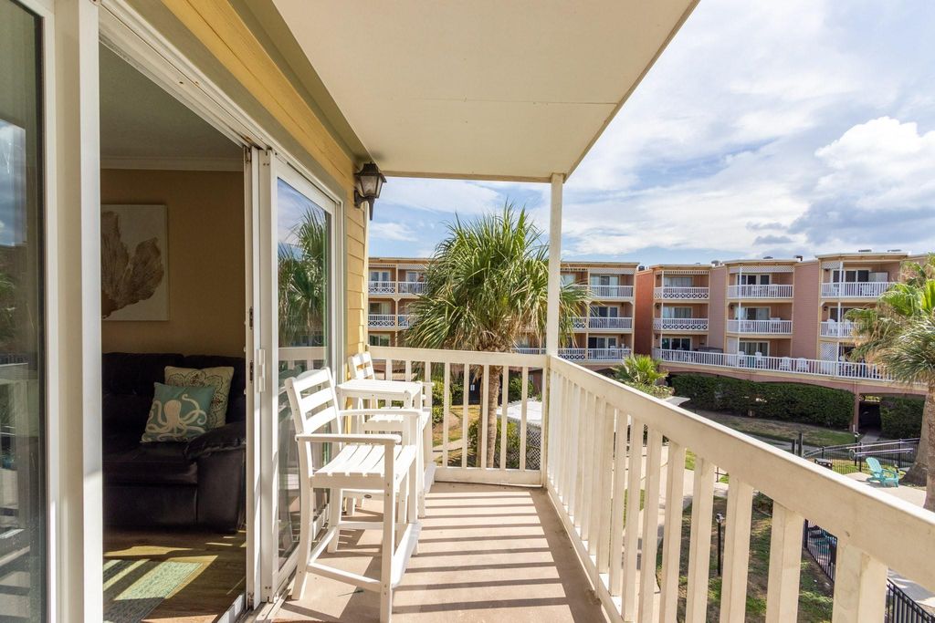 Photo of 6300 Seawall Boulevard #9205, Galveston, TX 77551 (MLS # 39702515)