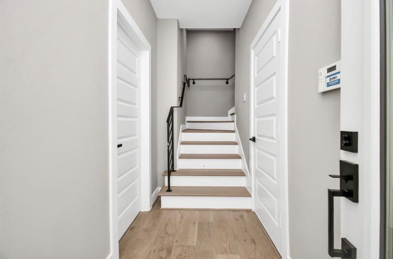 316 Thornton Road M