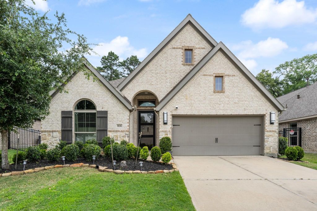 Photo of 8136 Tyrell Heights Drive, Magnolia, TX 77354 (MLS # 43856165)