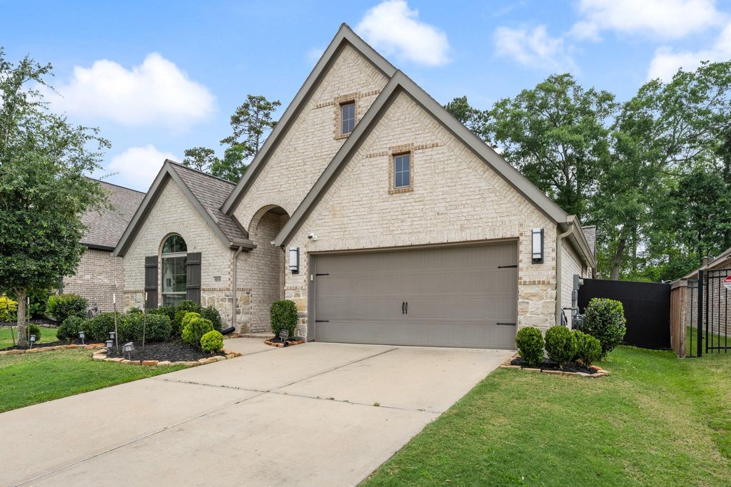 Photo of 8136 Tyrell Heights Drive, Magnolia, TX 77354 (MLS # 43856165)