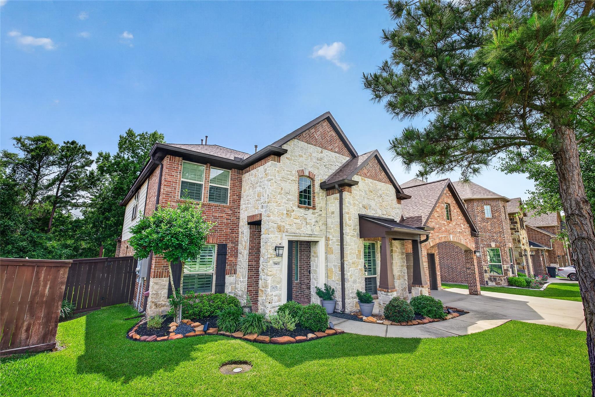 7907 Augusta Creek Court