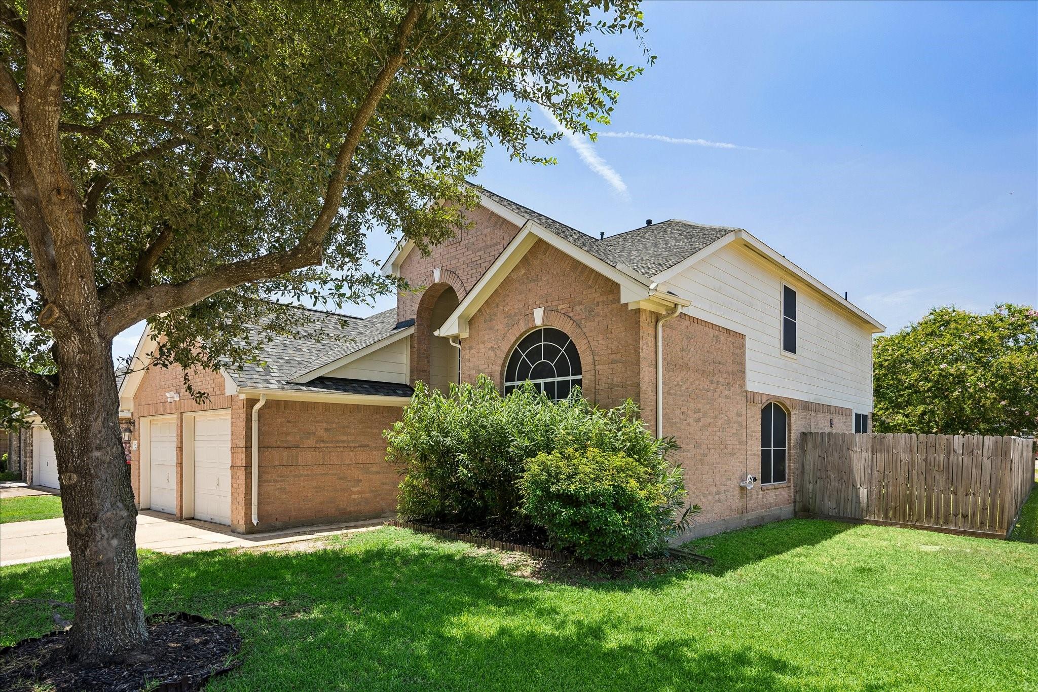 5547 Poplar Terrace Lane