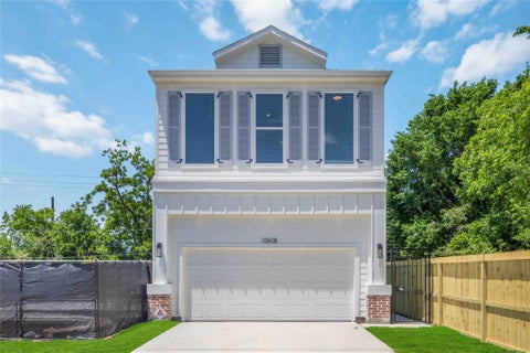 Photo of 10608 Ashville Drive, Houston, TX 77051 (MLS # 60966203)
