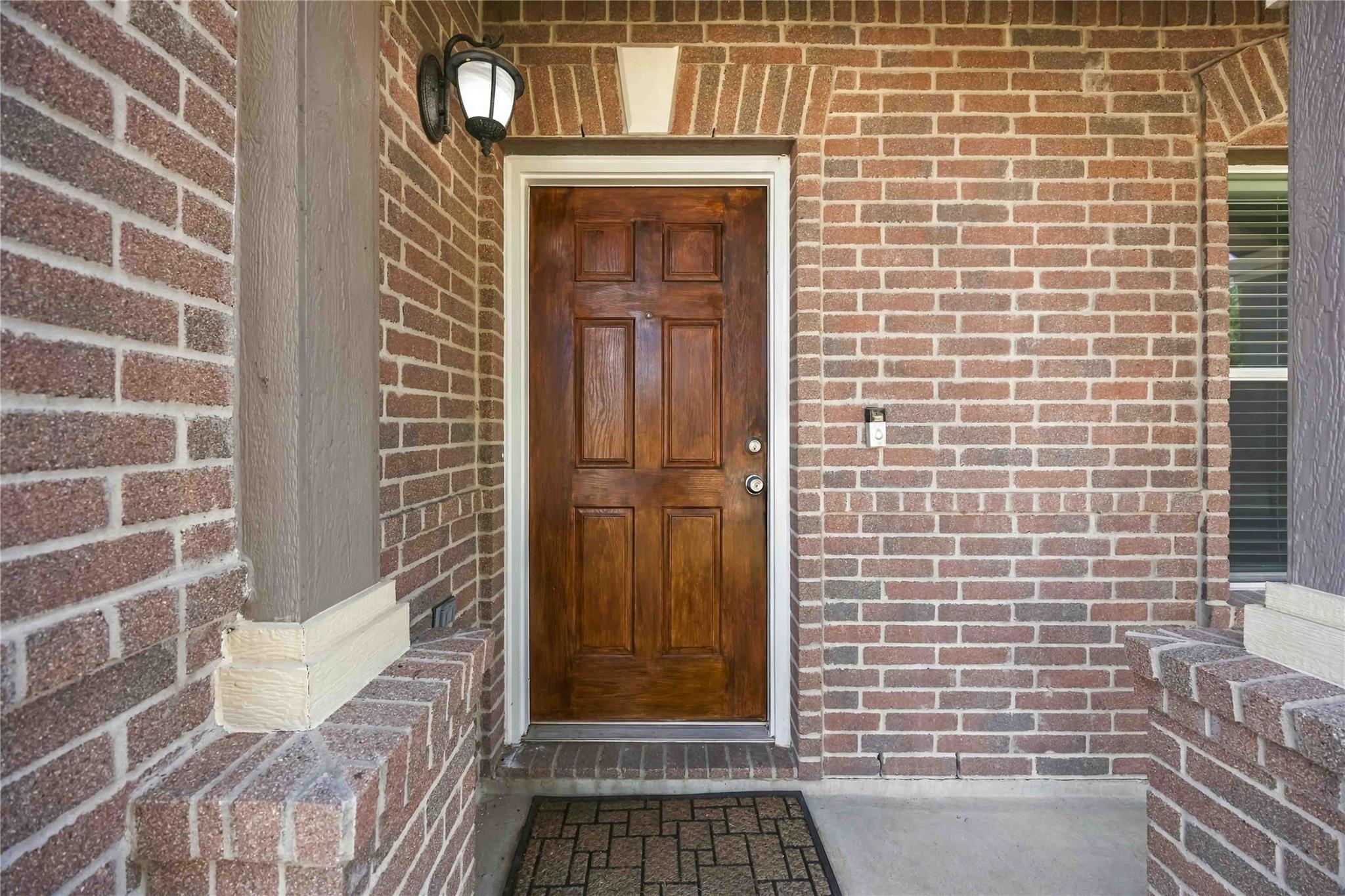16011 Arapaho Bend Lane