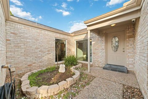 Tiny photo for 7107 Plaza Del Sol Drive, Houston, TX 77083 (MLS # 9363171)