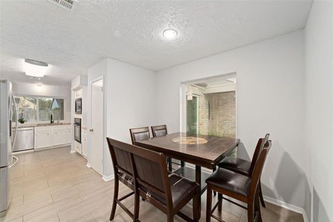 Tiny photo for 7107 Plaza Del Sol Drive, Houston, TX 77083 (MLS # 9363171)