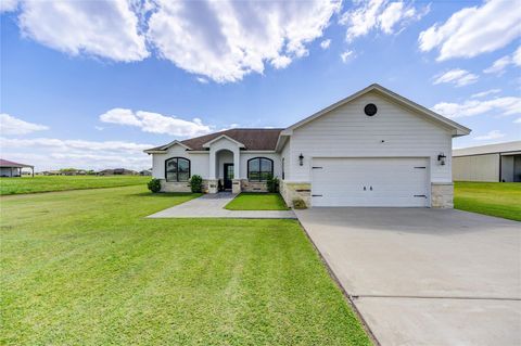 Photo of 931 Angus Trail, Angleton, TX 77515 (MLS # 41440640)