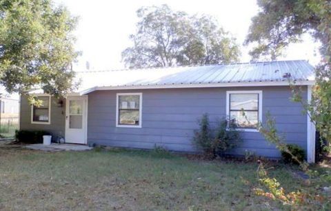 Photo of 707 N 1st Street, Bangs, TX 76823 (MLS # 55489244)