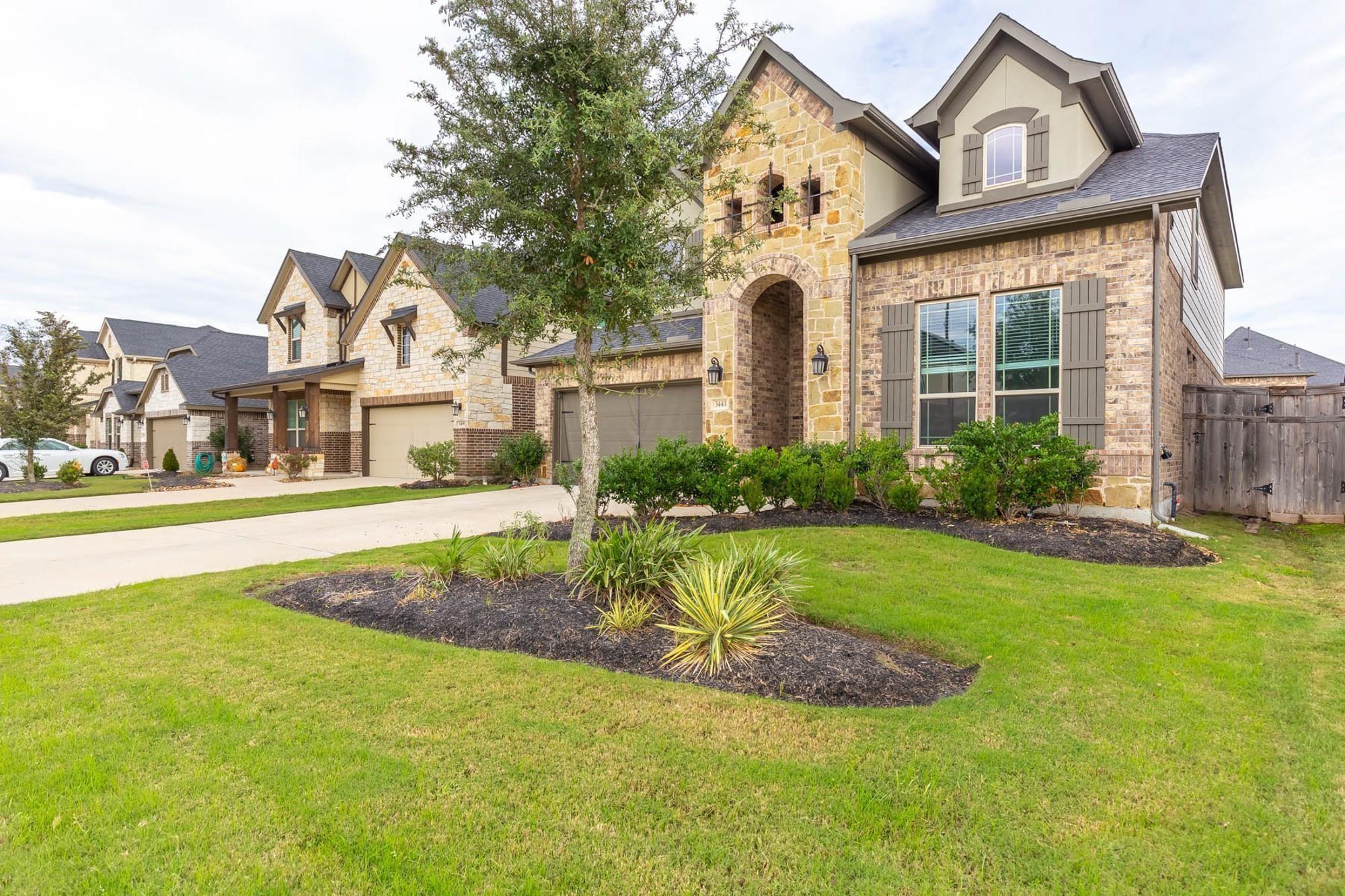 3443 Cabernet Shores Drive