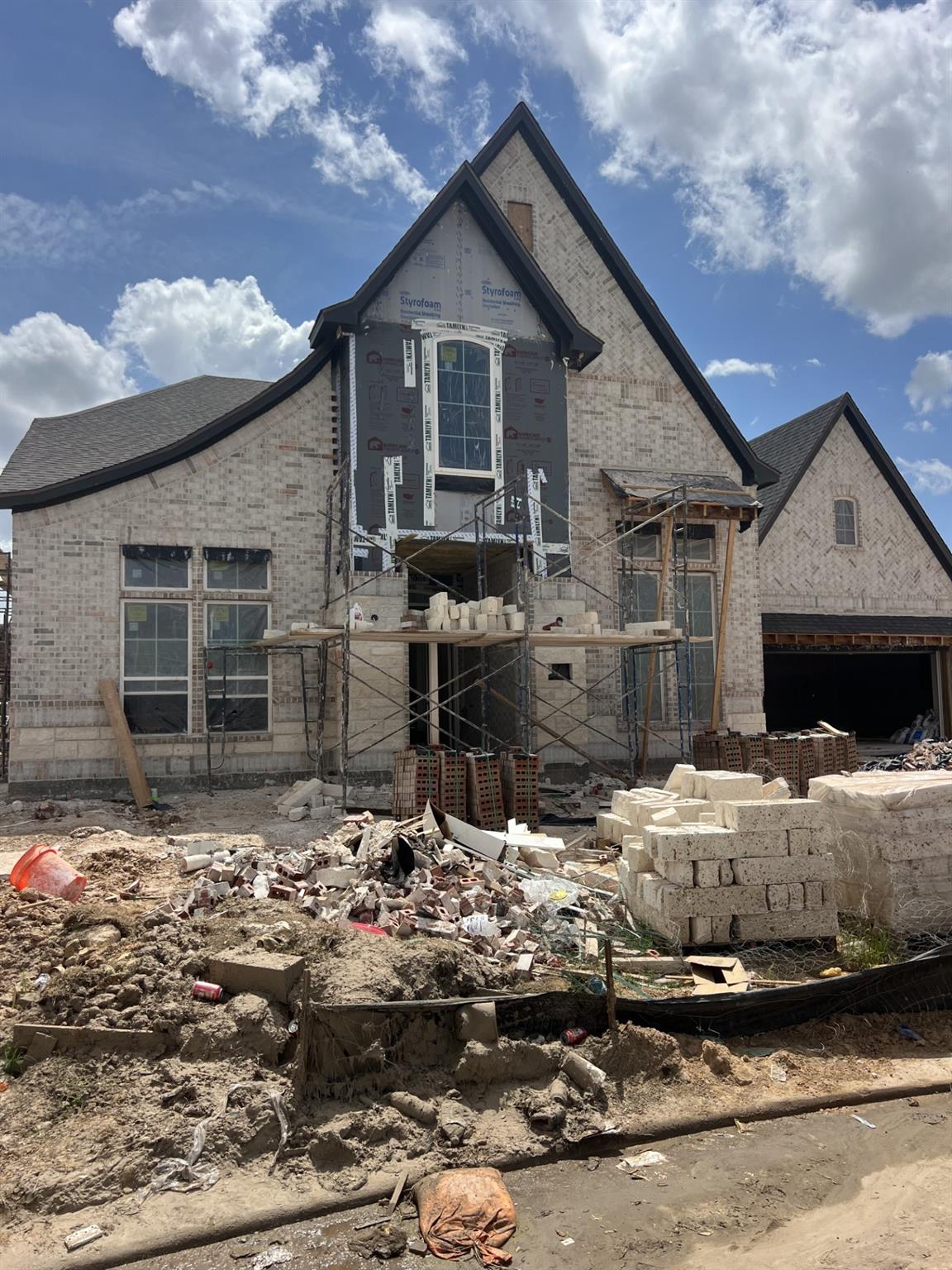 25003 Cedar Horn Lane