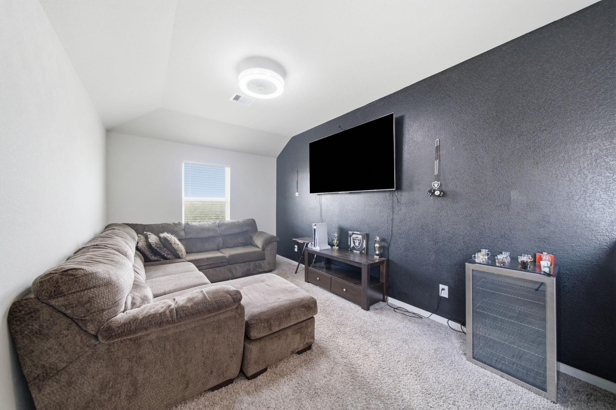 1812 Kingsford Prairie Court
