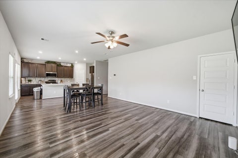 Homes For Rent - 1812 Kingsford Prairie Court<br/> Pearland, TX 77089