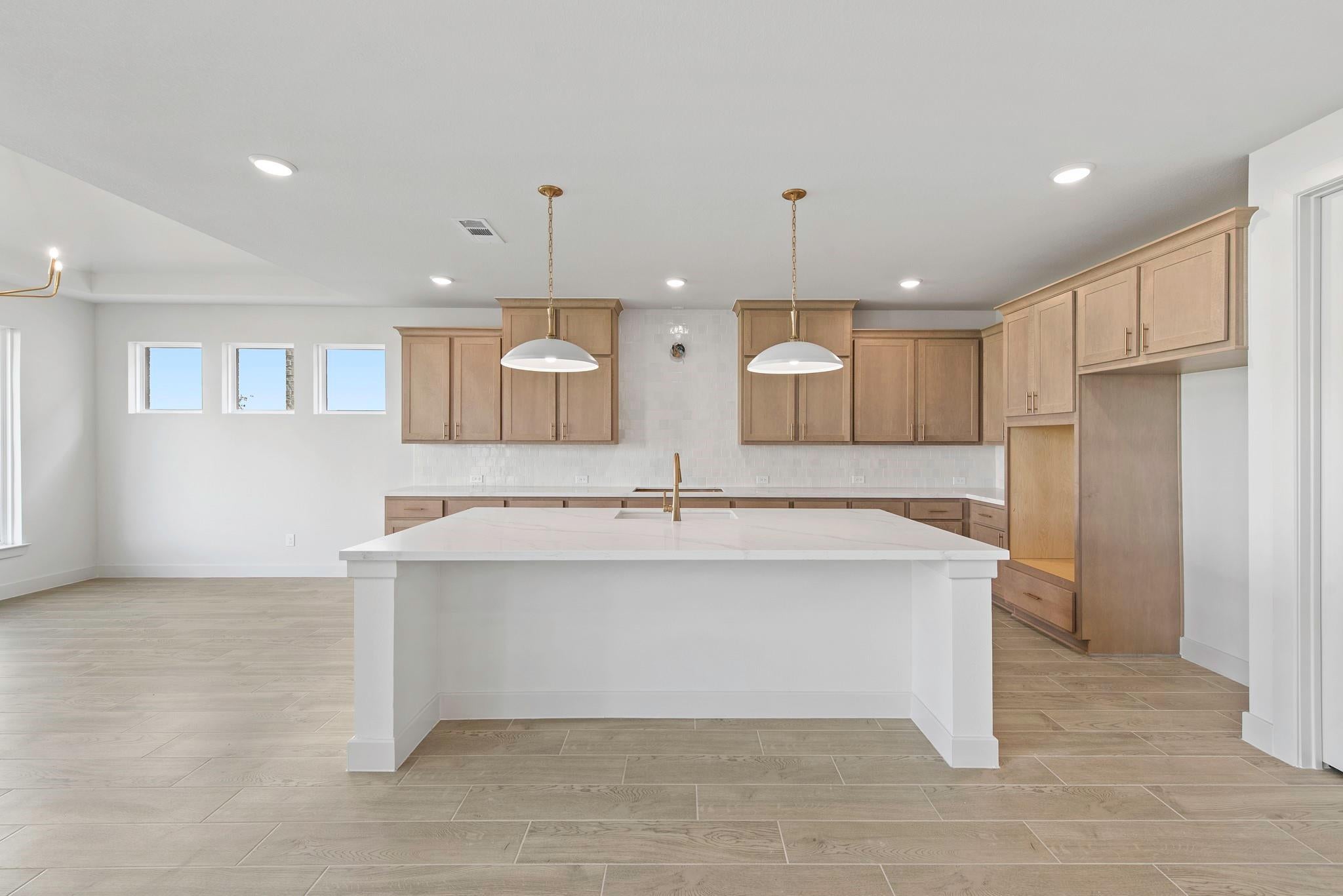 10618 Dina Yellow Drive
