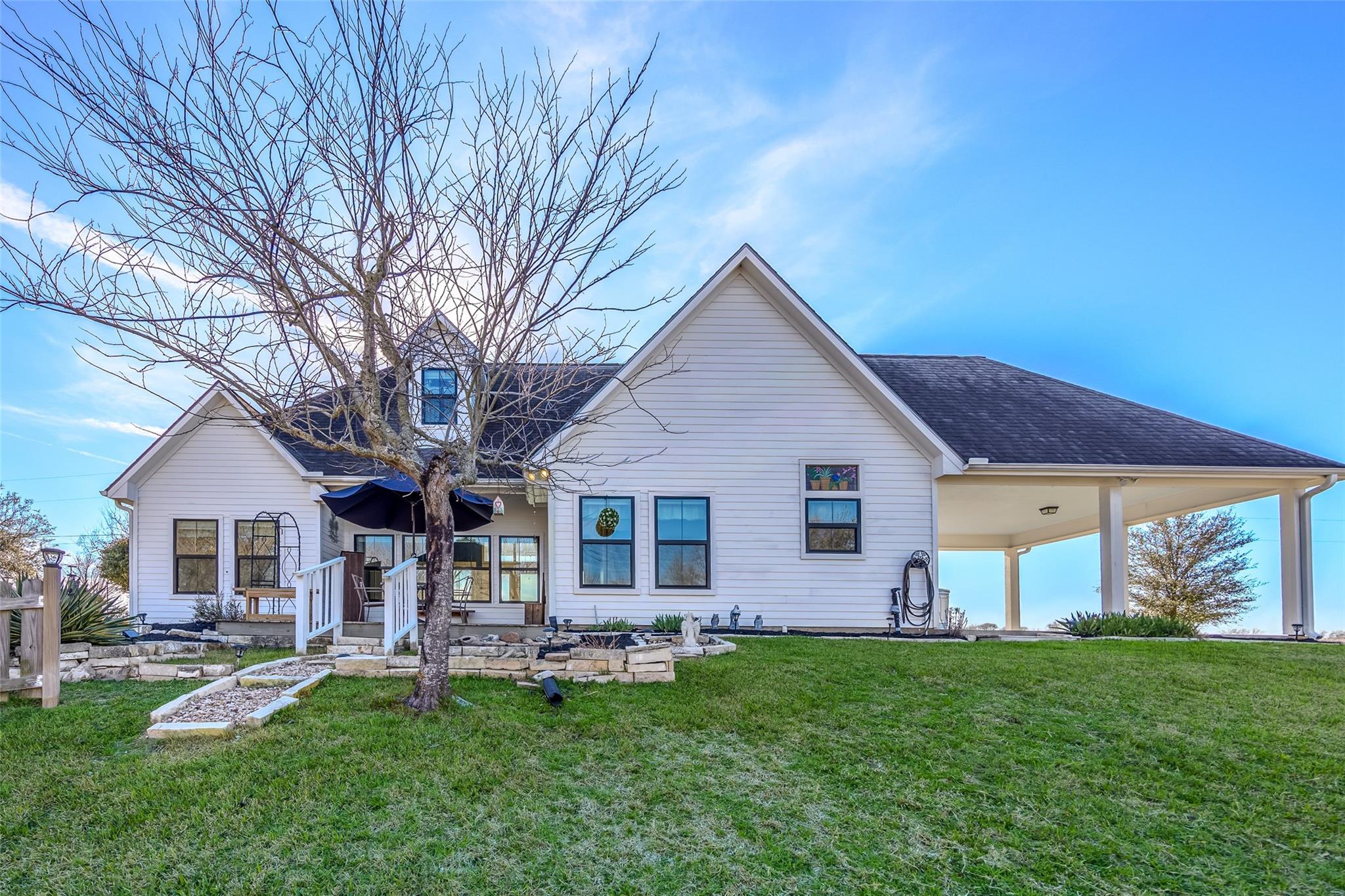 2701 Bluebonnet Boulevard