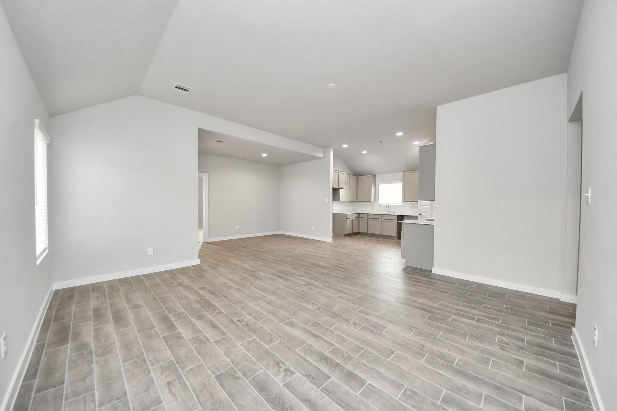 18522 Athena Flower Drive
